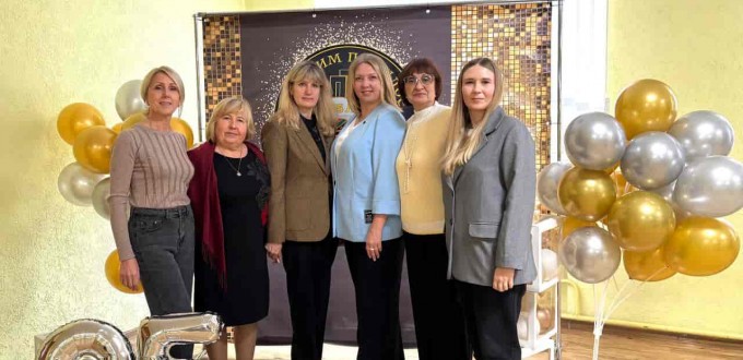 photo_5197254090424450720_y-min