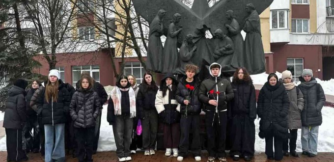 photo_5226720465181675886_y