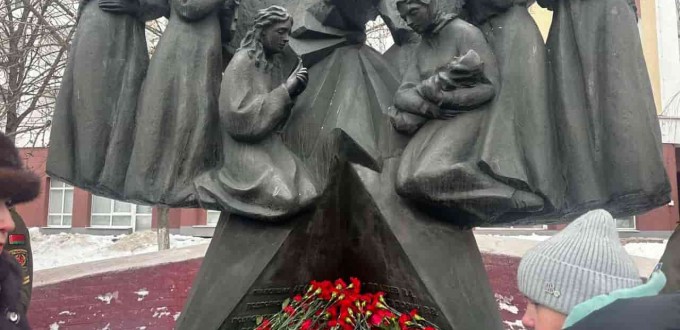 photo_5228972264995361483_y