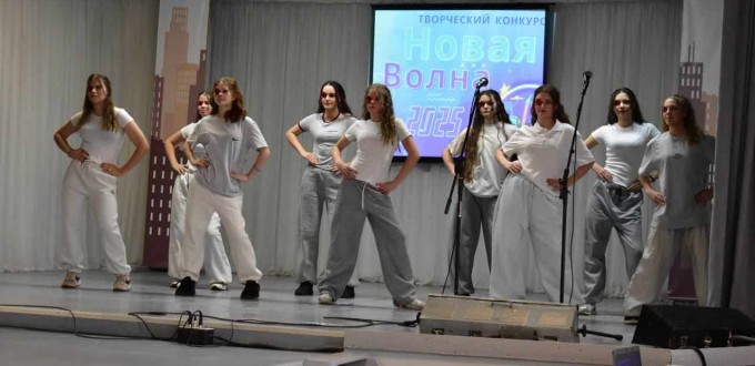 photo_5256206867367660593_y-min