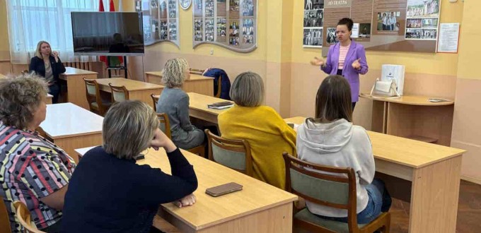 photo_5260211005248179634_y-min