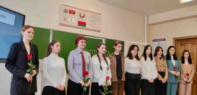 photo_5260504862615606101_y