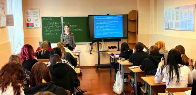 photo_5260504862615606117_y