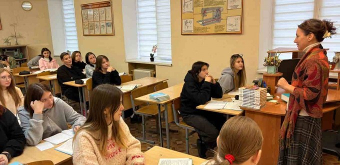 photo_5282866558302620840_y-min