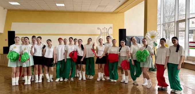 photo_5303116684858168907_y