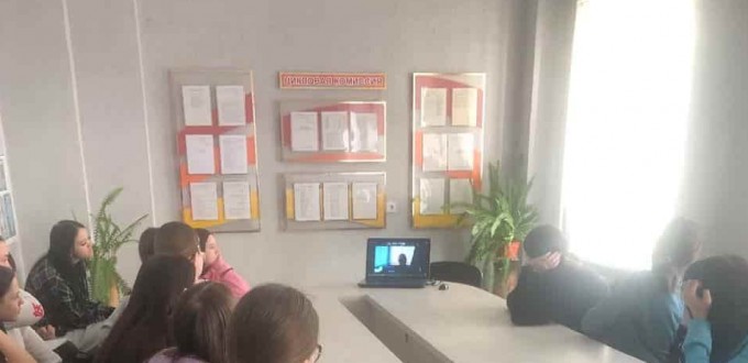 photo_5319092906637333504_y