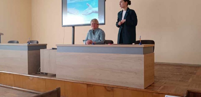 photo_5321028609742934469_y