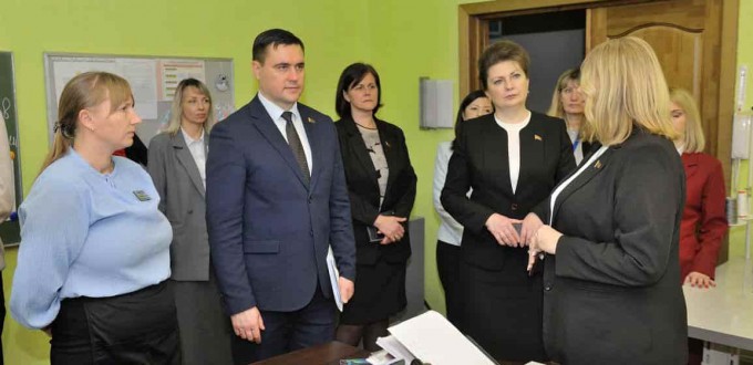 photo_5321057188455320670_y-min