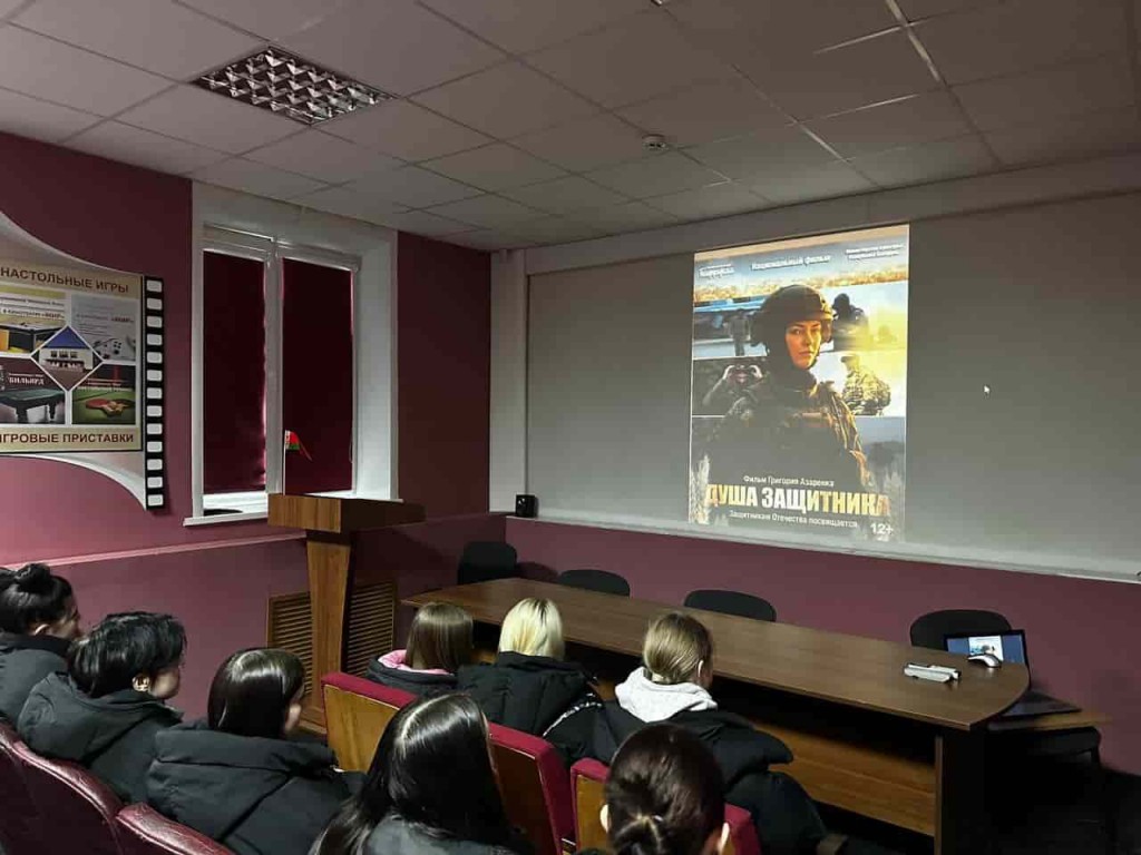 photo_5321344706451018679_y