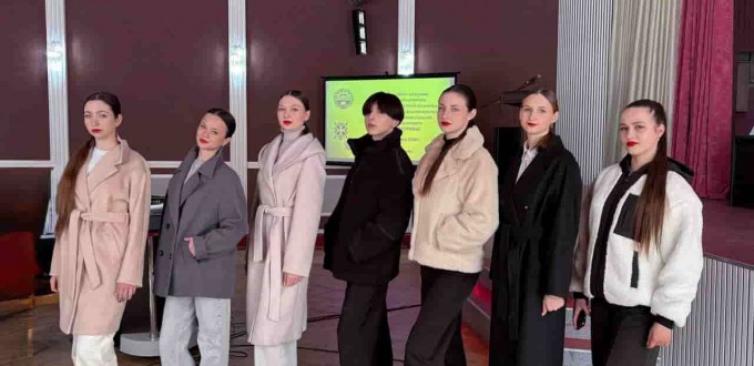 photo_5345993729921192984_y