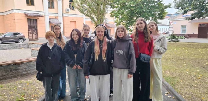 photo_5359730547158547244_y-min